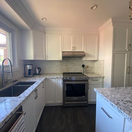 Yonge And Finch Subway !P Cozy & Quiet Private Bdr With Private Bathroom Торонто Екстер'єр фото