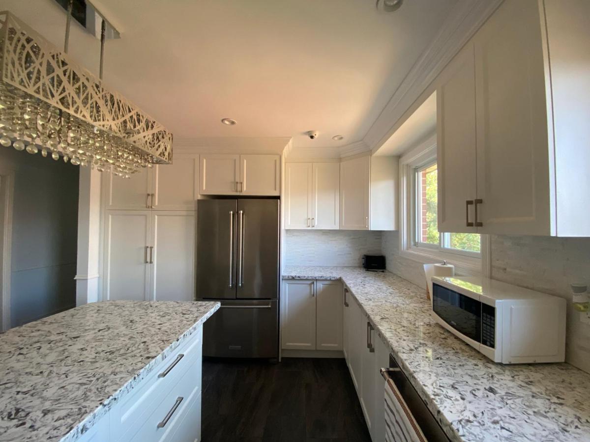 Yonge And Finch Subway !P Cozy & Quiet Private Bdr With Private Bathroom Торонто Екстер'єр фото